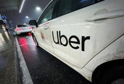 «أوبر» ترفع أسعار رحلاتها في القاهرة والإسكندرية 8%