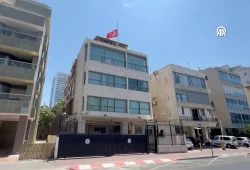 إسرائيل تستدعي السفير التركي بسبب تحية تنكيس العلم كنعي لهنية