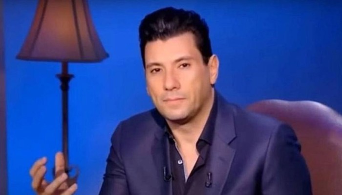 «تنفيذاً لـ 6 أحكام قضائية».. تفاصيل القبض على إسلام بحيري في مصر