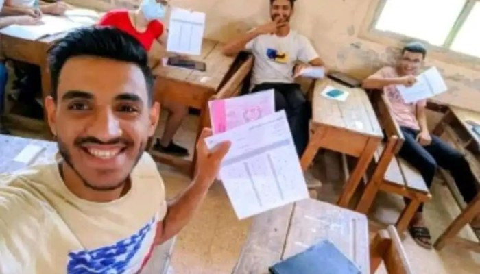 لجان «أولاد الأكابر» تعود من جديد في سوهاج.. أبناء 4 عائلات يسيطرون على الـ90 % بالثانوية العامة