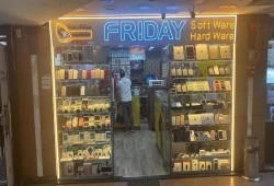 نقص الحاويات يرفع أسعار الهواتف 7% بالأسواق المصرية