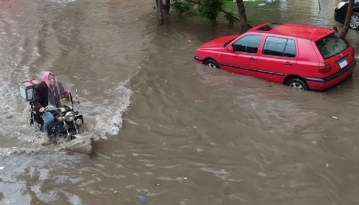 سيول الصيف تضرب محافظات مصر بشكل غير مسبوق وسط درجات حرارة مرتفعة