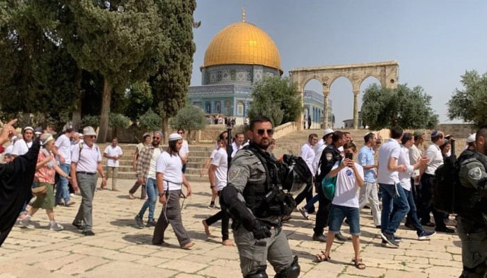 مئات المستوطنين يقتحمون الأقصى.. وطقوس غير مسبوقة