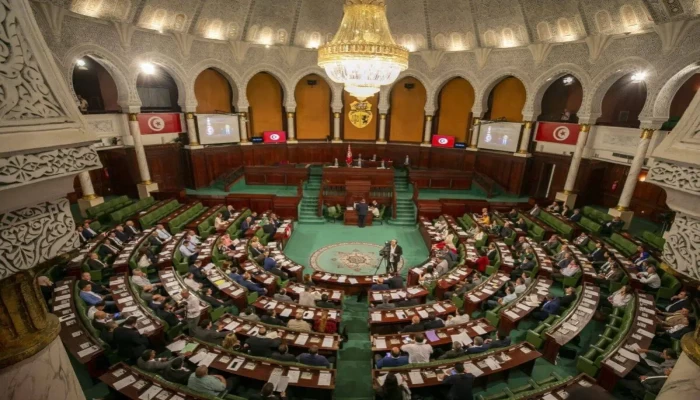 بنك إفريقي يوافق على تمويل بقيمة 102 مليون دولار لتونس