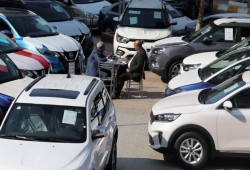 توقعات باستمرار ارتفاع أسعار السيارات المستعملة مع شح الزيرو