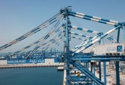 شركة إسبانية تابعة لموانئ أبوظبي تستحوذ على "سفينة لخدمات الشحن" المصرية