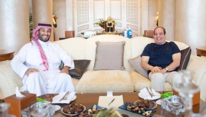 السيسي وبن سلمان.. وجهان لعملة واحدة في الفشل والاستبداد والانقلاب