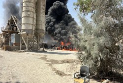 انفجار سيارة محملة بالسولار يتسبب في حريق مصنع بالمنطقة الصناعية في أكتوبر