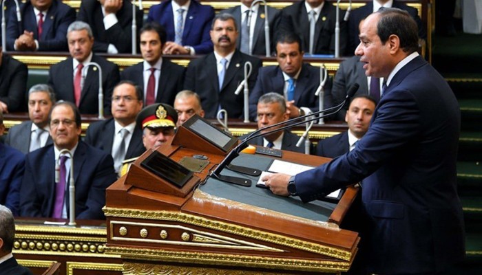 برلمان السيسي يناقش جعل الحبس الاحتياطي عام ونصف ومعارضون يرفضون