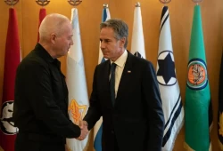 الفلسطينيون في الولايات المتحدة يتهمون بلينكن بلعب دور وزير خارجية إسرائيل