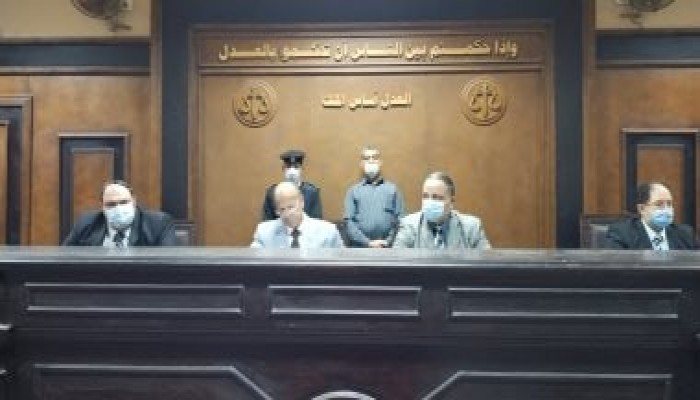 مصر تجدد أزمة ريجيني باعتقال شاب إيطالي في ظروف غامضة