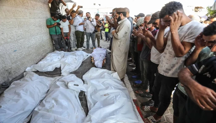 ارتفاع حصيلة قتلى غزة إلى 40400 بعد مقتل 71 فلسطينيا آخر برصاص الاحتلال الإسرائيلي