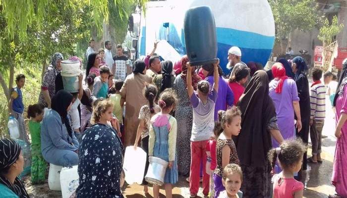 أهالي قرية بالفيوم يتظاهرون احتجاجا على انقطاع المياه منذ قرابة عام