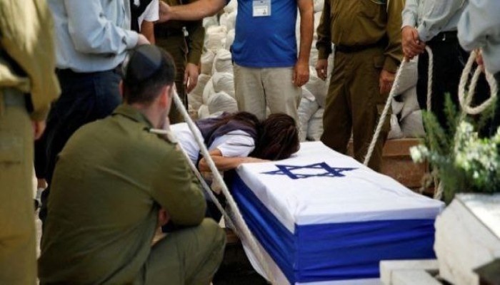 جنرال إسرائيلي: جيشنا أشلاء بغزة وما يقال عن بطولات لجنودنا وقتلي حماس أكاذيب