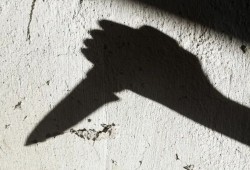 بسبب مراهنات أونلاين.. حفيد يقتل جدته في مصر ليسرقها