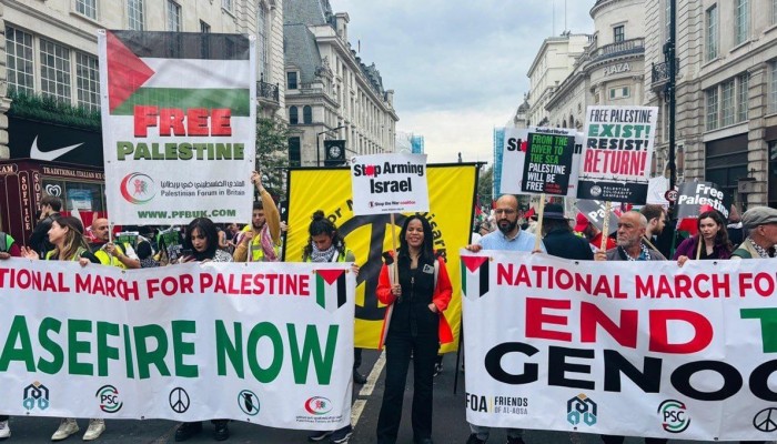 مظاهرة حاشدة في لندن تطالب بوقف الإبادة في غزة وإنصاف الفلسطينيين