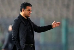 وفاة إيهاب جلال المدير الفني الأسبق لمنتخب مصر إثر وعكة صحية مفاجئة