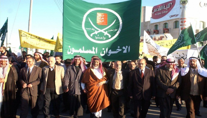لماذا يهاجم بوق الإمارات عبد الخالق عبد الله إخوان الأردن بعد فوزهم بالانتخابات؟