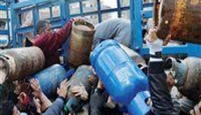 زيادات الأسعار ترهق كاهل المواطن المصري – رفع أسعار غاز البوتاجاز بنسبة 50%