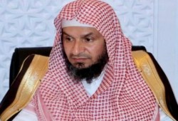 المئات بينهم دعاة وعلماء الرياض يشيعون الشيخ د. عمر العيد