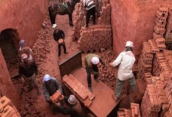 بعد رفع أسعار الغاز.. مصانع الطوب الأحمر ترفع أسعارها 25%