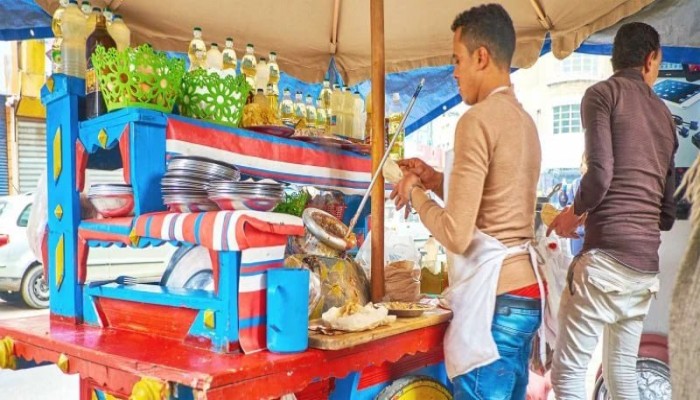 مصطفى عبد السلام يكتب: عن معركة ساندويتش الفول في مصر وزيادة سعر الغاز