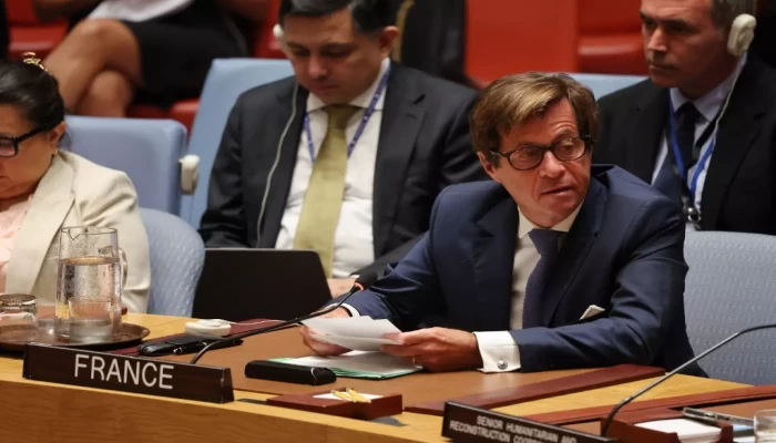 "الحفاظ على التوازن": لهذا أيدت فرنسا تصويت الأمم المتحدة لإنهاء الاحتلال الإسرائيلي