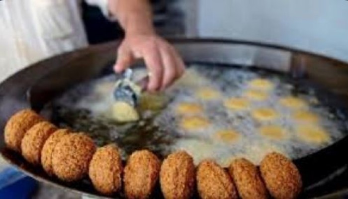 قرص الطعمية يزداد تقلصا .. ارتفاع سعر أنبوبة البوتجاز تقرع رؤوس الفقراء
