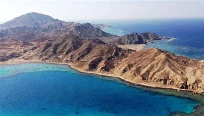 مصر تخطط لطرح 5 مناطق جديدة للمستثمرين على البحر الأحمر على غرار "رأس بناس"