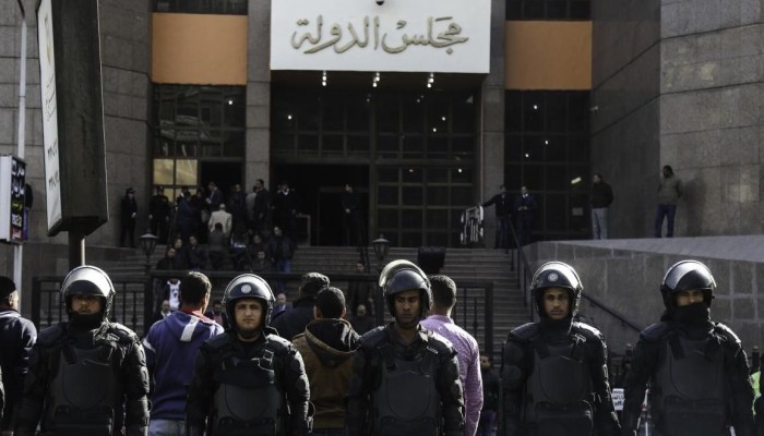 إحالة 300 مواطن إلى المحاكمة بينهم الداعية سمير مصطفى