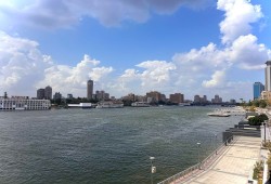 توقعات الأرصاد الجوية: طقس حار نهاراً ومعتدل ليلاً مع شبورة ورياح على مناطق متفرقة