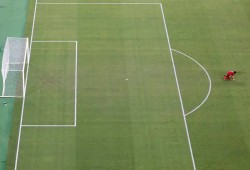 مجهولون يقطعون يد لاعب كرة قدم بنادي السكة الحديد