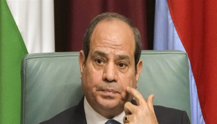 فشل السيسي في إدارة قناة السويس وخسائر بقيمة 6 مليارات دولار