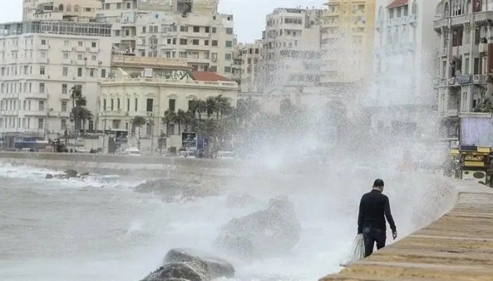 انخفاض الحرارة واضطراب الملاحة.. الأرصاد تعلن تفاصيل طقس الثلاثاء