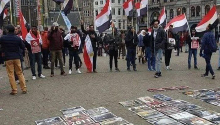 تقرير يسلط الضوء على استهداف سلطات السيسي المعارضين المصريين بالخارج
