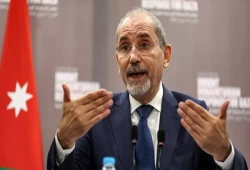ميدل إيست آي: على الدول العربية أن تتوقف عن استرضاء إسرائيل التوسعية العنيفة