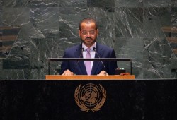وزير خارجية عُمان: من يعتقد أن السلام يتحقق بالقضاء على حماس وحزب الله “مخدوع”