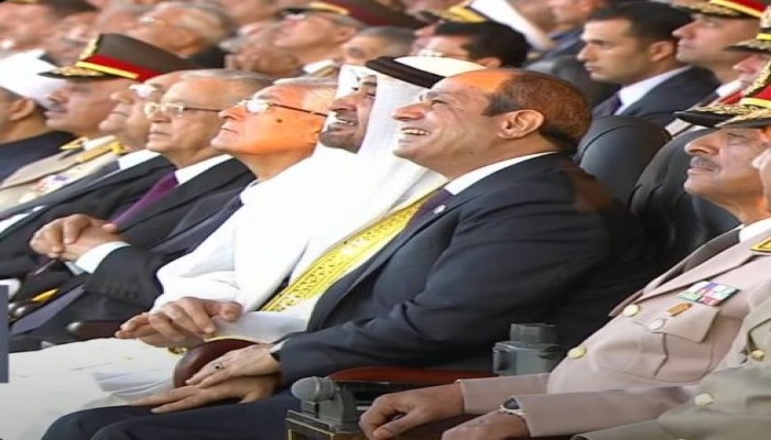 ناشطون : السيسي تعمد تقليل انتصار أكتوبر 73 بتزامن خنوعه أمام "بن زايد"