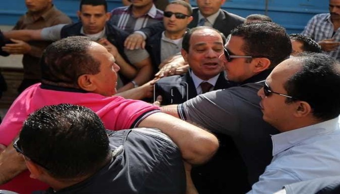 محاكمة 117 مصرياً معاداً تدويرهم في قضية "محاولة اغتيال السيسي"