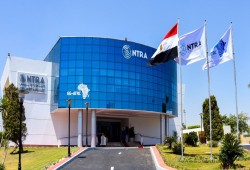 "القومي لتنظيم الاتصالات" يمنح ترخيص الجيل الخامس لشركات المحمول بـ675 مليون دولار 