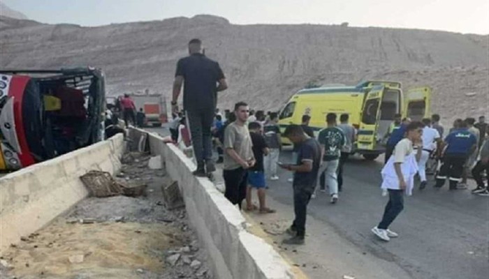 استغاثات أهالي طلاب جامعة الجلالة من تكرار الحوادث: الطريق يحصد الأرواح وعيوب فنية تهدد السلامة