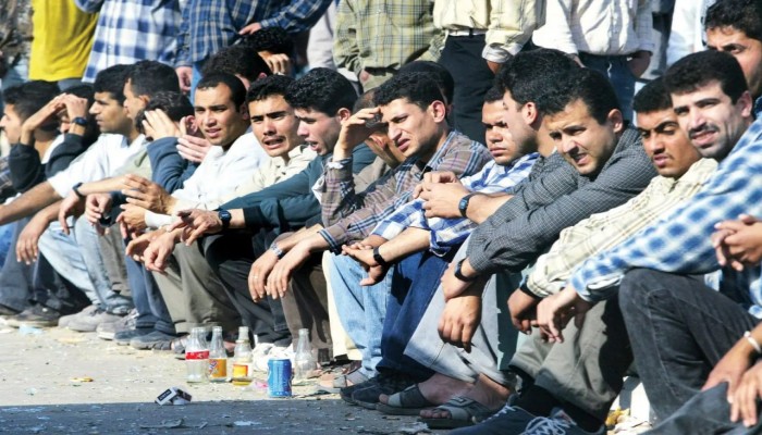 "عمال التراحيل" بين تهميش نظام السيسي وصعوبات المعيشة