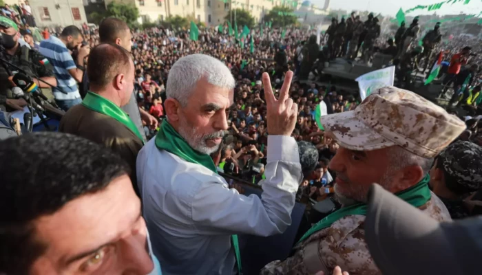 يحيى السنوار: اللاجئ والسجين الذي أصبح زعيم حماس