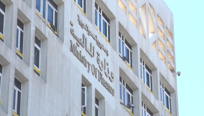 طرح أدوات الدين الجديدة: استمرار في إغراق مصر بالديون وسط سياسات فاشلة