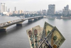 الاقتصاد المصري ينهار: فشل سياسات النظام أمام التحديات الإقليمية والاقتصادية