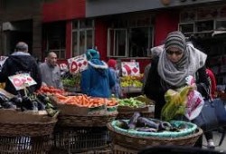 كارثة جديدة تواجه المصريين: ارتفاع أسعار السلع بعد زيادة الوقود يشعل غلاء المعيشة