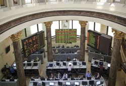 تراجع مستمر في بورصة مصر: هل يعكس الفشل الاقتصادي للنظام؟