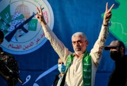 بمشاركة "الإخوان" .. مؤتمرا افتراضيا على 15 فضائية لتأبين القائد يحيى السنوار