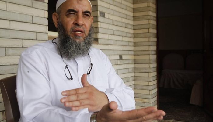 القيادي السلفي يونس مخيون ينتفض من قبره ليوافق السيسي بكلمات متأخرة عن كوارث صندوق النقد بمصر!!