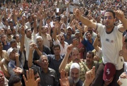 عمال قطاع الأعمال في مصر: صرخات متألمة ضد الفساد وغلاء المعيشة